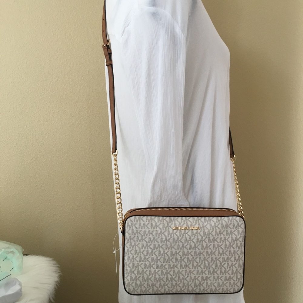 New Michael Kors large vanilla Crossbody shoulder bag - Picture 7 of 8